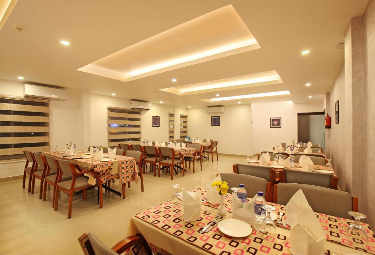Hotel Park Residency Kuttiyadi Kuttyadi Exterior photo