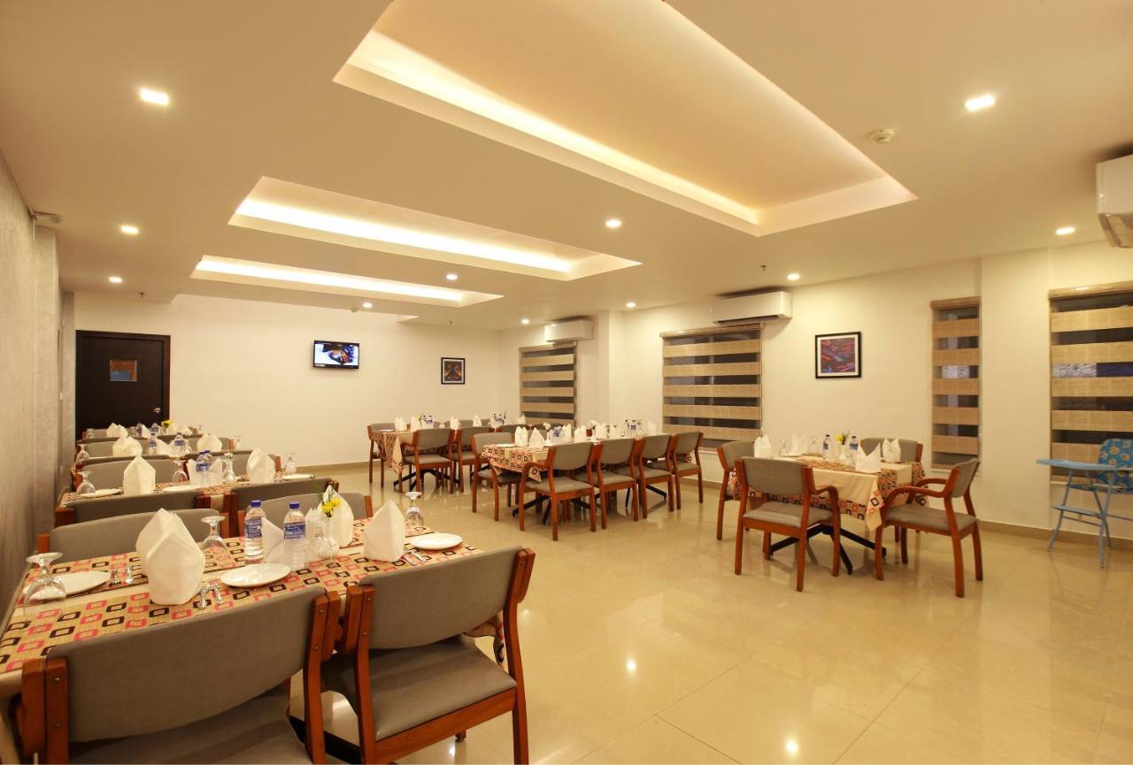 Hotel Park Residency Kuttiyadi Kuttyadi Exterior photo